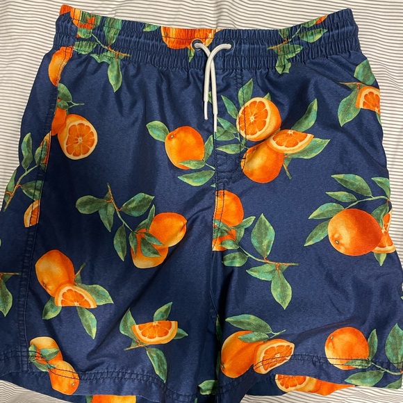 Kids XL and large shorts, men’s small as well - Picture 9 of 9